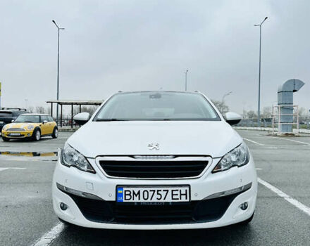 Белый Пежо 308, объемом двигателя 1.56 л и пробегом 250 тыс. км за 9200 $, фото 1 на Automoto.ua