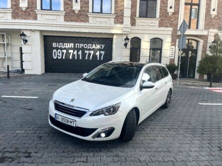 Пежо 308 2014 у Белой Церкве на Automoto.ua Білий Пежо 308, об'ємом двигуна 1.6 л та пробігом 230 тис. км за 10000 $, фото 1 на Automoto.ua