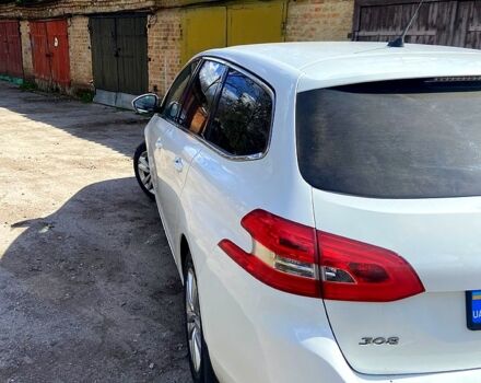 Білий Пежо 308, об'ємом двигуна 1.6 л та пробігом 290 тис. км за 8500 $, фото 1 на Automoto.ua