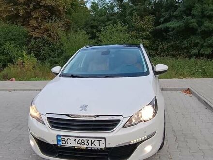 Белый Пежо 308, объемом двигателя 1.56 л и пробегом 262 тыс. км за 9100 $, фото 1 на Automoto.ua
