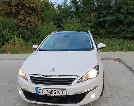 Белый Пежо 308, объемом двигателя 1.56 л и пробегом 262 тыс. км за 9100 $, фото 1 на Automoto.ua