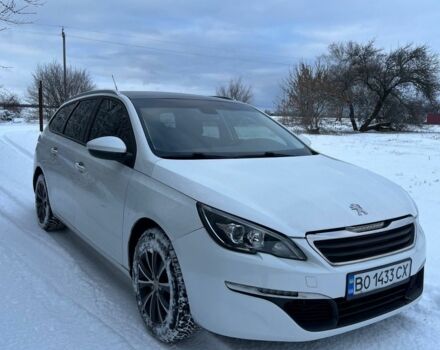 Белый Пежо 308, объемом двигателя 1.6 л и пробегом 185 тыс. км за 7500 $, фото 1 на Automoto.ua