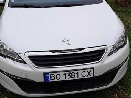 Белый Пежо 308, объемом двигателя 1.56 л и пробегом 216 тыс. км за 9600 $, фото 1 на Automoto.ua