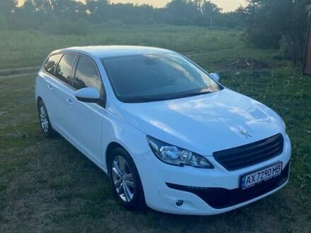 Пежо 308 2015 у Харкові на Automoto.ua Білий Пежо 308, об'ємом двигуна 1.56 л та пробігом 242 тис. км за 8800 $, фото 1 на Automoto.ua