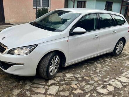 Пежо 308 2015 в Яремче на Automoto.ua Белый Пежо 308, объемом двигателя 1.6 л и пробегом 273 тыс. км за 9500 $, фото 1 на Automoto.ua