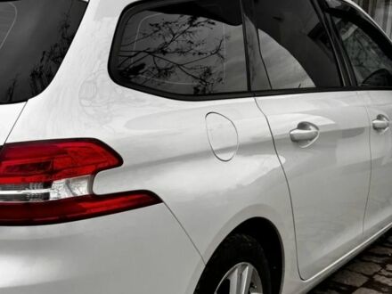 Білий Пежо 308, об'ємом двигуна 1.6 л та пробігом 270 тис. км за 9200 $, фото 1 на Automoto.ua