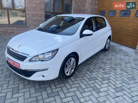 Пежо 308 2016 у Рівному на Automoto.ua Білий Пежо 308, об'ємом двигуна 1.6 л та пробігом 152 тис. км за 11999 $, фото 1 на Automoto.ua