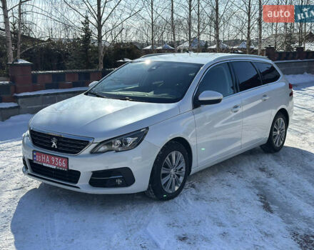 Білий Пежо 308, об'ємом двигуна 2 л та пробігом 150 тис. км за 12600 $, фото 1 на Automoto.ua