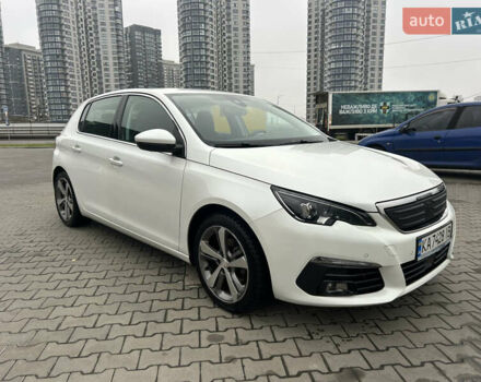 Белый Пежо 308, объемом двигателя 1.5 л и пробегом 68 тыс. км за 16600 $, фото 1 на Automoto.ua