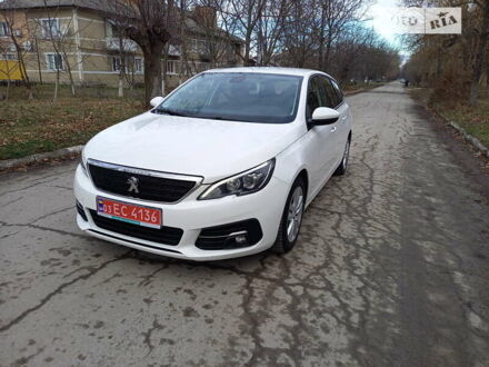 Білий Пежо 308, об'ємом двигуна 1.5 л та пробігом 173 тис. км за 12100 $, фото 1 на Automoto.ua