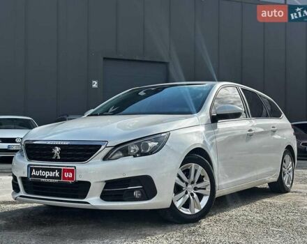 Білий Пежо 308, об'ємом двигуна 1.5 л та пробігом 206 тис. км за 12640 $, фото 1 на Automoto.ua