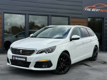 Пежо 308 2020 в Ровно на Automoto.ua Белый Пежо 308, объемом двигателя 1.5 л и пробегом 192 тыс. км за 16500 $, фото 1 на Automoto.ua