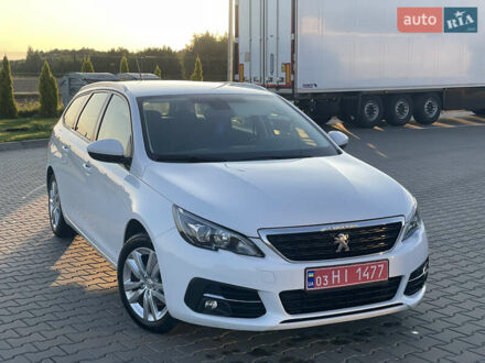 Белый Пежо 308, объемом двигателя 1.5 л и пробегом 197 тыс. км за 12950 $, фото 1 на Automoto.ua