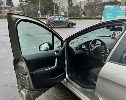 Бежевый Пежо 308, объемом двигателя 1.6 л и пробегом 246 тыс. км за 5900 $, фото 8 на Automoto.ua