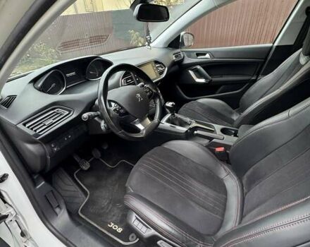 Бежевый Пежо 308, объемом двигателя 1.5 л и пробегом 157 тыс. км за 11800 $, фото 6 на Automoto.ua