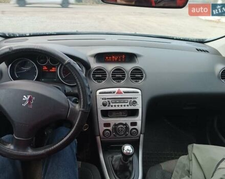 Черный Пежо 308, объемом двигателя 1.6 л и пробегом 240 тыс. км за 6200 $, фото 2 на Automoto.ua