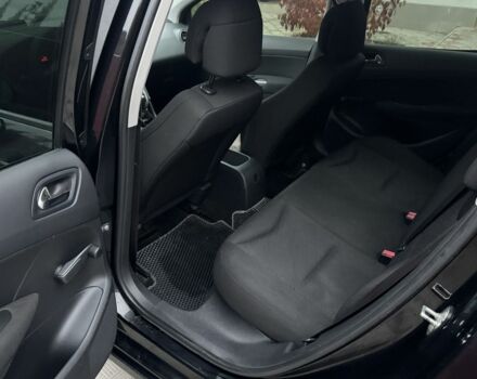 Черный Пежо 308, объемом двигателя 1.6 л и пробегом 157 тыс. км за 5200 $, фото 11 на Automoto.ua