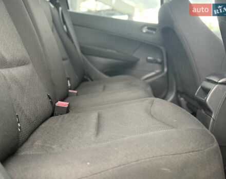 Черный Пежо 308, объемом двигателя 1.6 л и пробегом 240 тыс. км за 5450 $, фото 40 на Automoto.ua