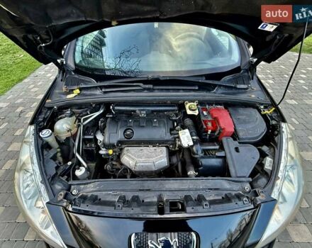 Черный Пежо 308, объемом двигателя 1.6 л и пробегом 166 тыс. км за 5400 $, фото 68 на Automoto.ua