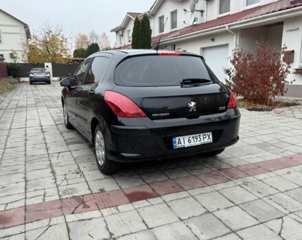 Черный Пежо 308, объемом двигателя 1.6 л и пробегом 157 тыс. км за 5200 $, фото 4 на Automoto.ua