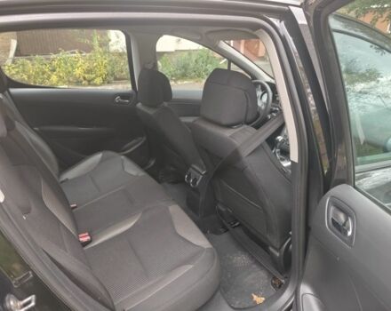 Чорний Пежо 308, об'ємом двигуна 0 л та пробігом 240 тис. км за 4500 $, фото 5 на Automoto.ua