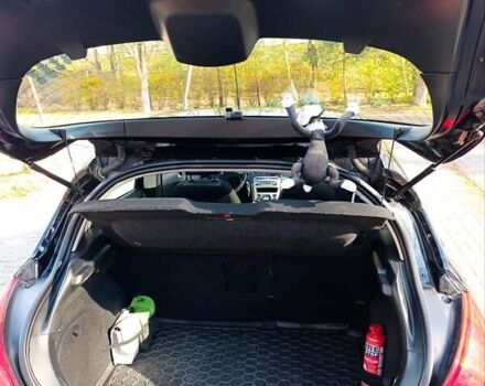 Черный Пежо 308, объемом двигателя 1.6 л и пробегом 185 тыс. км за 4900 $, фото 28 на Automoto.ua