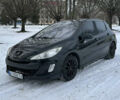 Чорний Пежо 308, об'ємом двигуна 1.6 л та пробігом 197 тис. км за 5500 $, фото 1 на Automoto.ua