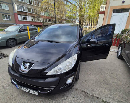 Чорний Пежо 308, об'ємом двигуна 1.6 л та пробігом 142 тис. км за 4300 $, фото 2 на Automoto.ua