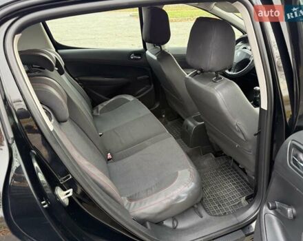 Черный Пежо 308, объемом двигателя 1.56 л и пробегом 320 тыс. км за 5300 $, фото 11 на Automoto.ua