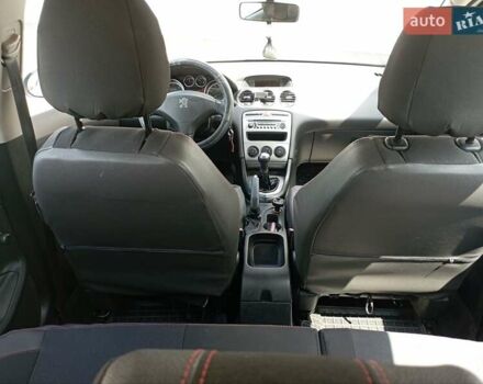 Чорний Пежо 308, об'ємом двигуна 1.6 л та пробігом 320 тис. км за 6429 $, фото 1 на Automoto.ua