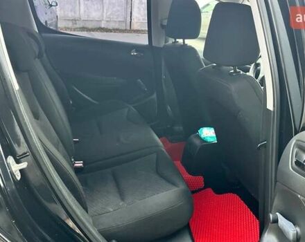 Чорний Пежо 308, об'ємом двигуна 1.6 л та пробігом 183 тис. км за 5000 $, фото 7 на Automoto.ua