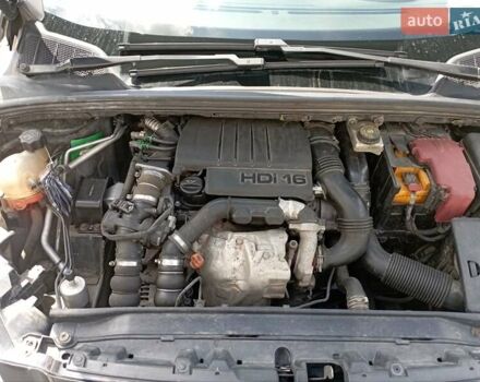 Чорний Пежо 308, об'ємом двигуна 1.6 л та пробігом 320 тис. км за 6429 $, фото 12 на Automoto.ua