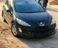 Черный Пежо 308, объемом двигателя 1.6 л и пробегом 240 тыс. км за 4800 $, фото 1 на Automoto.ua