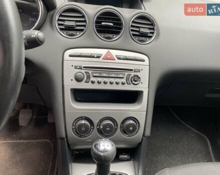 Чорний Пежо 308, об'ємом двигуна 1.6 л та пробігом 207 тис. км за 5300 $, фото 6 на Automoto.ua
