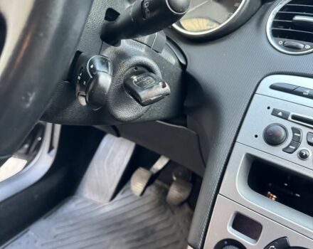 Чорний Пежо 308, об'ємом двигуна 1.6 л та пробігом 233 тис. км за 3800 $, фото 15 на Automoto.ua