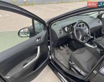 Чорний Пежо 308, об'ємом двигуна 1.6 л та пробігом 106 тис. км за 5999 $, фото 6 на Automoto.ua