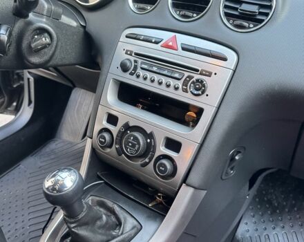 Чорний Пежо 308, об'ємом двигуна 1.6 л та пробігом 233 тис. км за 3800 $, фото 14 на Automoto.ua