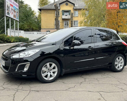 Чорний Пежо 308, об'ємом двигуна 1.6 л та пробігом 160 тис. км за 7300 $, фото 2 на Automoto.ua