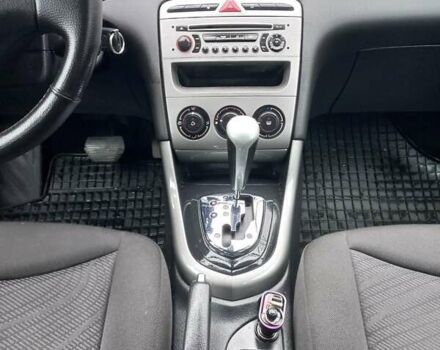 Черный Пежо 308, объемом двигателя 1.6 л и пробегом 172 тыс. км за 7000 $, фото 13 на Automoto.ua