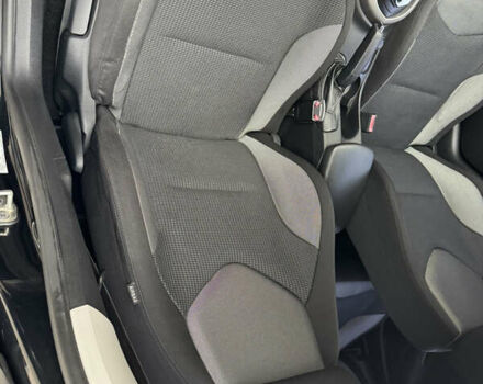 Чорний Пежо 308, об'ємом двигуна 1.6 л та пробігом 160 тис. км за 7300 $, фото 14 на Automoto.ua