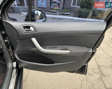 Чорний Пежо 308, об'ємом двигуна 1.6 л та пробігом 160 тис. км за 7300 $, фото 29 на Automoto.ua
