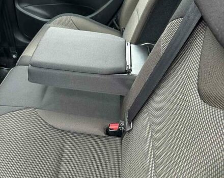 Черный Пежо 308, объемом двигателя 1.6 л и пробегом 145 тыс. км за 7400 $, фото 38 на Automoto.ua