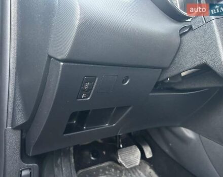 Черный Пежо 308, объемом двигателя 1.6 л и пробегом 145 тыс. км за 7400 $, фото 36 на Automoto.ua