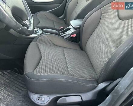 Черный Пежо 308, объемом двигателя 1.6 л и пробегом 145 тыс. км за 7400 $, фото 23 на Automoto.ua