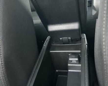 Черный Пежо 308, объемом двигателя 1.6 л и пробегом 145 тыс. км за 7400 $, фото 41 на Automoto.ua