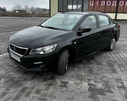 Черный Пежо 308, объемом двигателя 1.2 л и пробегом 149 тыс. км за 6900 $, фото 4 на Automoto.ua