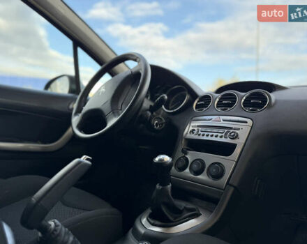 Черный Пежо 308, объемом двигателя 1.6 л и пробегом 248 тыс. км за 5350 $, фото 24 на Automoto.ua