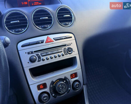 Черный Пежо 308, объемом двигателя 1.56 л и пробегом 256 тыс. км за 4999 $, фото 26 на Automoto.ua