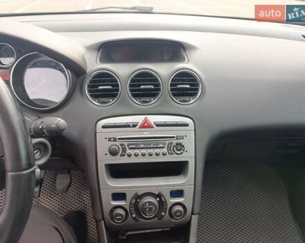 Пежо 308 2008 в Кривом Роге на Automoto.ua Черный Пежо 308, объемом двигателя 1.6 л и пробегом 278 тыс. км за 3900 $, фото 3 на Automoto.ua