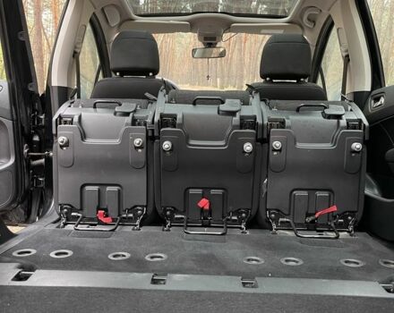 Черный Пежо 308, объемом двигателя 1.6 л и пробегом 233 тыс. км за 4500 $, фото 11 на Automoto.ua